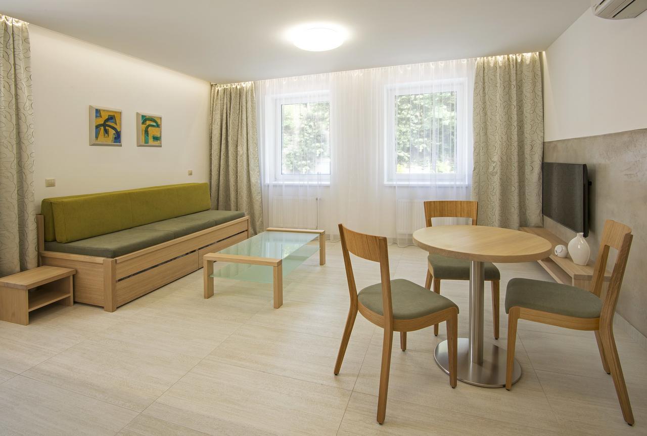 Hotel A Restaurace U Stavaře Vsetín Exteriér fotografie